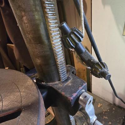 LOT 89C: Home Master Drill Press