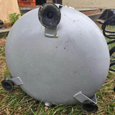 LOT 94c: Craftsman Electric Air Compressor