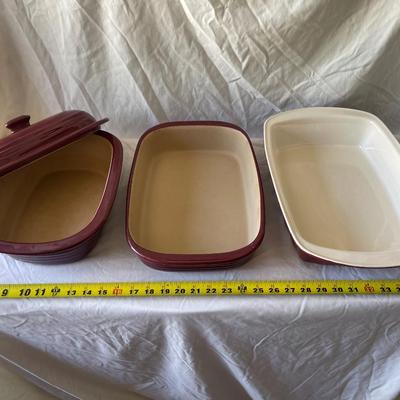 Sale Photo Thumbnail #306: Pampered Chef and Good Cook Baking Dishes (Set of 3 + 1 Lid)
