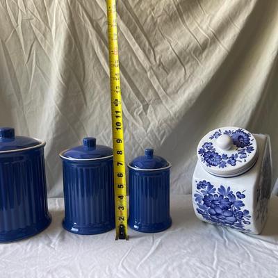Sale Photo Thumbnail #376: Omniware Simsbury 3-Piece Canister Set Plus Porcelain Cookie Jar (Lot of 4). Omniware set retails at $120.