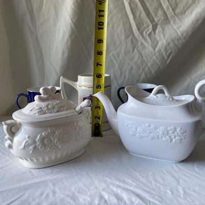 Sale Photo Thumbnail #396: Funky Tea-set (Lot of 5)