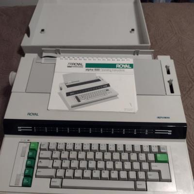 Royal Electric Typewriter- Model Alpha 600