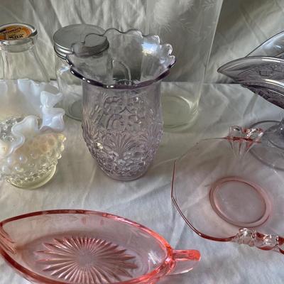 Sale Photo Thumbnail #433: Various Funky Glass (Lot of 11). One glass has a crack in it, but otherwise good condition.