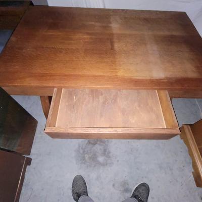Sale Photo Thumbnail #478: 42" wide 26" deep and 29" tall with foot rest