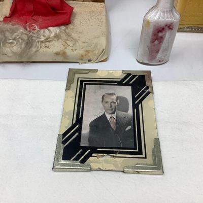 Sale Photo Thumbnail #23: KFC picture of the Colonel Sanders Art Decor, loom maker, painted bottle, dance picture, art deco picture.