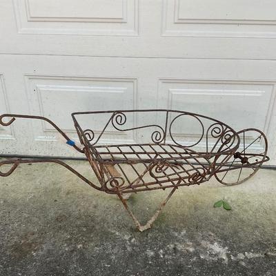 O954 Yard Ornament Wrought Iron Wheel Barrow