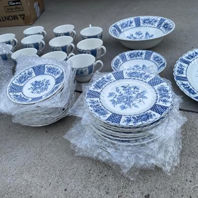 Sale Photo Thumbnail #499: Franciscan "Melody" Dinnerware Set (57 pieces total). 14 place settings including dinner plate, side plate, cup and saucer. Missing 2 cups, 12 total. Also includes 1 platter, 1 serving bowl, and 1 small bowl. A few small chips here and there, but mostly i