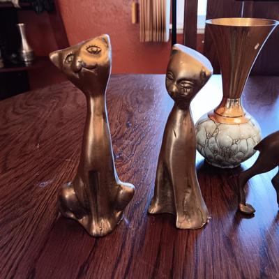 BRASS DECOR