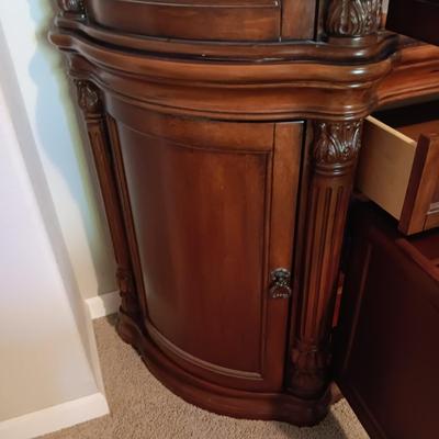 BEAUTIFUL LIGHTED HUTCH WITH SIDE DOORS, DRAWER AND CABINET