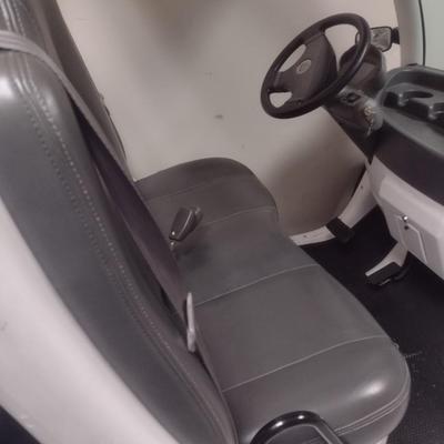 2007 Gem Road Legal Electric Cart with Clean Title 11,680 Miles