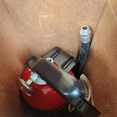 Car Safety Lot Towing Lights First Alert Fire Extinguisher Tire Inflator Sun Protector