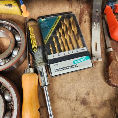 Box Lot Tools Kent, Snap-on , Black and Decker , hammers, Craftsman Vise Grip
