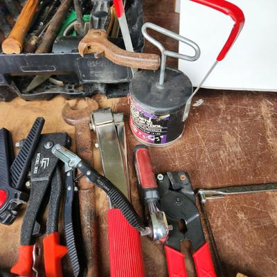 Another Misc. Tool Lot Stanley, Dremel Moto tool Magnetic Pickup tool and more see pics