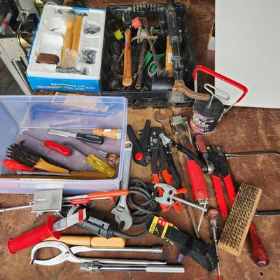 Another Misc. Tool Lot Stanley, Dremel Moto tool Magnetic Pickup tool and more see pics
