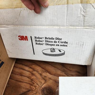 Large Sand Paper Lot 3m, Norton, Delta, Hook N Sand 3M Regalite Polycut Stikit Discs