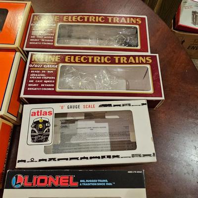 Assortment of Empty O Gauge Car Boxes (T2-JS)
