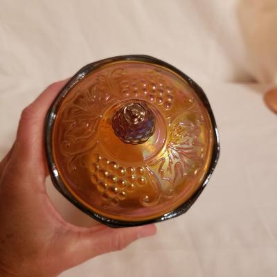 Beautiful Carnival Glass Collection (LR-KD)