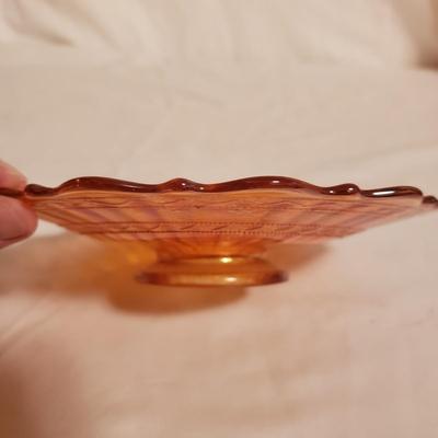 Beautiful Carnival Glass Collection (LR-KD)