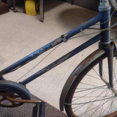 Highly Collectible Vintage Columbia Built 5 Star Bicycle with Sturmey Archer 3 Speed Gear Set