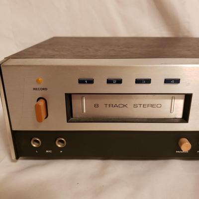 Radio Shack Realistic 8 Track Player W/Tapes (LR-KD)
