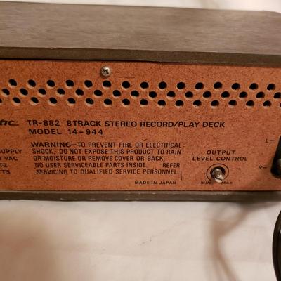 Radio Shack Realistic 8 Track Player W/Tapes (LR-KD)