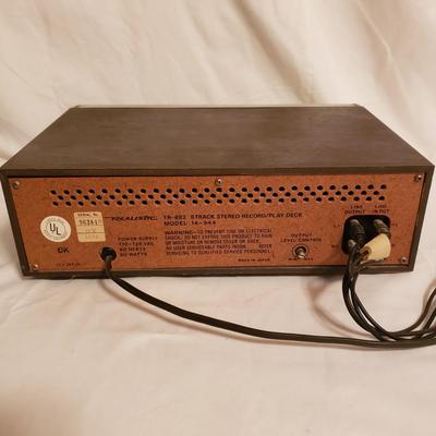 Radio Shack Realistic 8 Track Player W/Tapes (LR-KD)