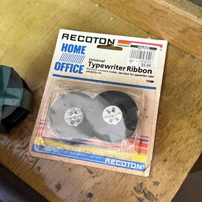 LOT 161B: Vintage Touch Control Royal Typewriter