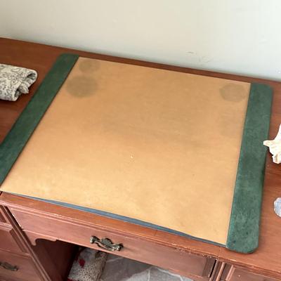 LOT 156H: Vintage Typewriter Desk