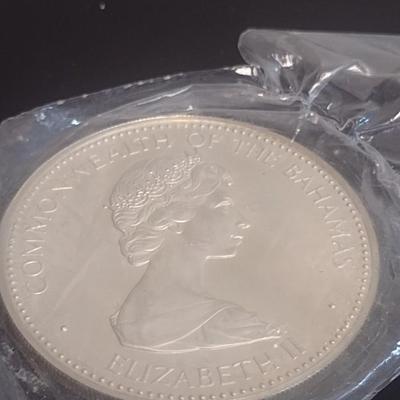 1973 Commonwealth of the Bahamas $10 Sterling Silver Uncirculated Coin 10 July 1973 Independance 49 grams (#26)