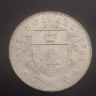 Set of Two 1966 Elizabeth II Bahama Islands $5 Silver Coins Circulated 39 grams Each Coin (#31)