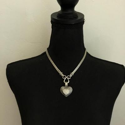 Beautiful very nice Lia Sophia heart cable wire chain necklace