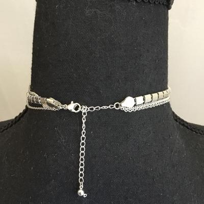 Very nice quality, multi strand, choker, dangle necklace