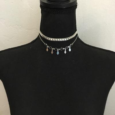 Very nice quality, multi strand, choker, dangle necklace