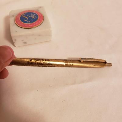 Vintage Souvenirs From The USA (LR-KD)