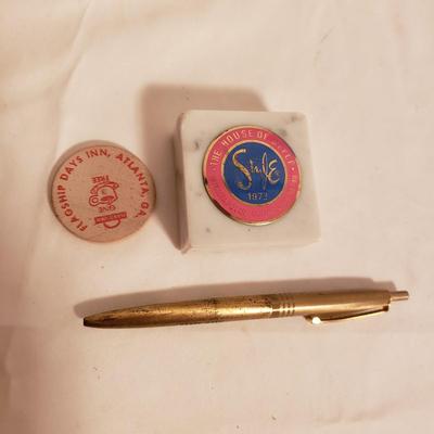 Vintage Souvenirs From The USA (LR-KD)