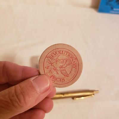 Vintage Souvenirs From The USA (LR-KD)