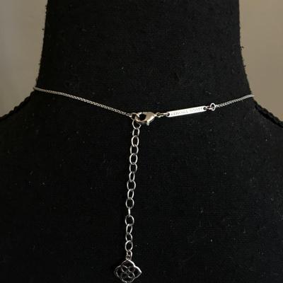 Beautiful Kendra Scott, Silver-tone necklace