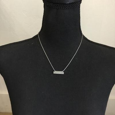 Beautiful Kendra Scott, Silver-tone necklace