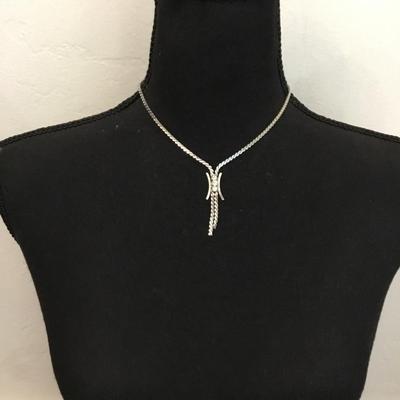 Beautiful, vintage, rhinestone dangle necklace