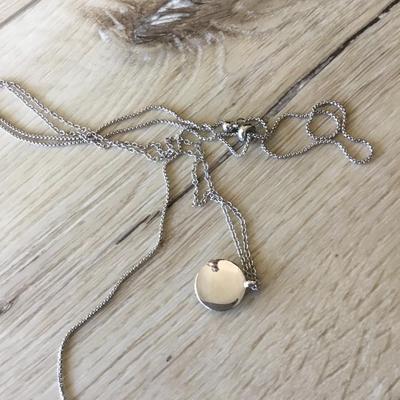 Beautiful very nice Silver tone slider necklace