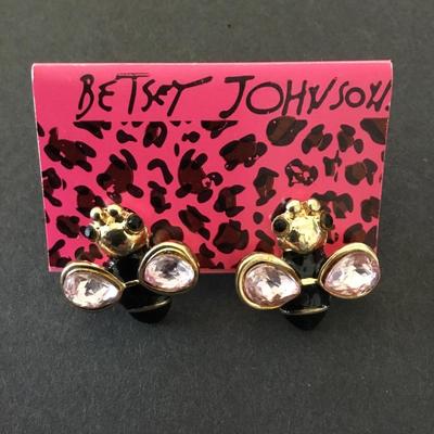 Super cute Betsey Johnson, critter statement earrings