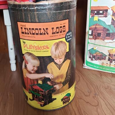 LOT 160L: Vintage Playskool, Tinkertoys, Lincoln Logs