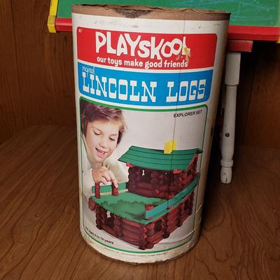 LOT 160L: Vintage Playskool, Tinkertoys, Lincoln Logs