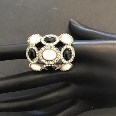 Very nice SilverTone, fashion statement, ring