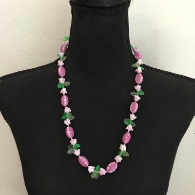 Beautiful vintage necklace 1950s