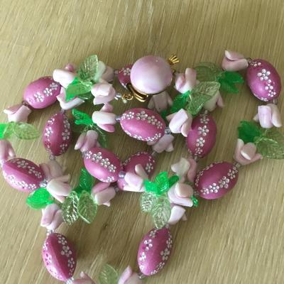 Beautiful vintage necklace 1950s