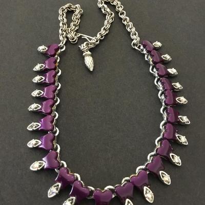 Beautiful vintage, thermal, set choker style necklace, silver toned