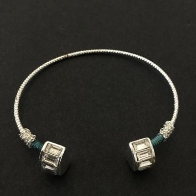 Beautiful very nice crystal bracelet silver toned