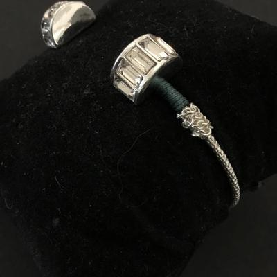 Beautiful very nice crystal bracelet silver toned