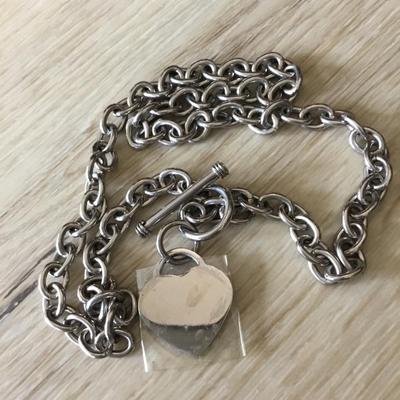 Beautiful very nice silver tone, stainless steel heart toggle necklace